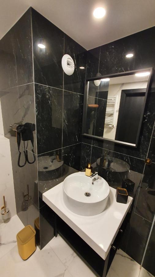 Gold Horizon Apartament Solny Resort Z Klimatyzacja I Garazem Колобжег Экстерьер фото