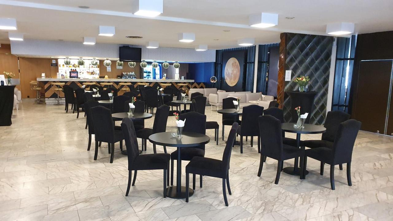 Gold Horizon Apartament Solny Resort Z Klimatyzacja I Garazem Колобжег Экстерьер фото